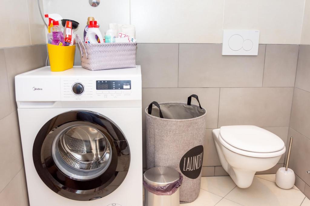 App Roko 3 Apartment Porec Bagian luar foto